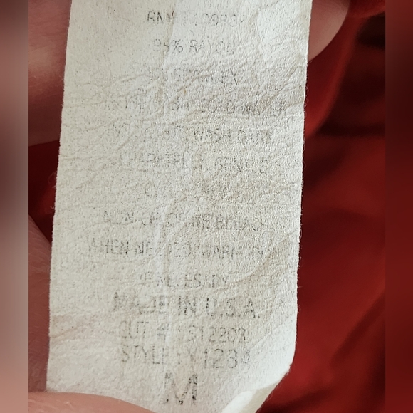 Cold Shoulder Top Size M - Picture 10 of 11